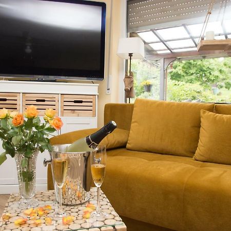 Gaestehaus Koehler Waldsolms エクステリア 写真